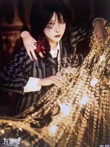 宁轲《鬼影重重》万圣节主题生写ver.A