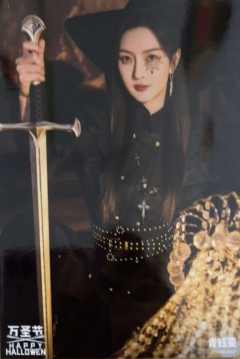 青钰雯《鬼影重重》万圣节主题生写ver.A