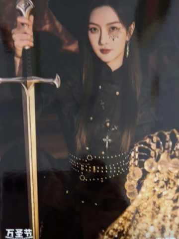 青钰雯《鬼影重重》万圣节主题生写ver.A