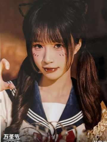 林家谊《鬼影重重》万圣节主题生写ver.B