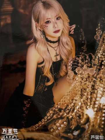 芦馨怡《鬼影重重》万圣节主题生写ver.B