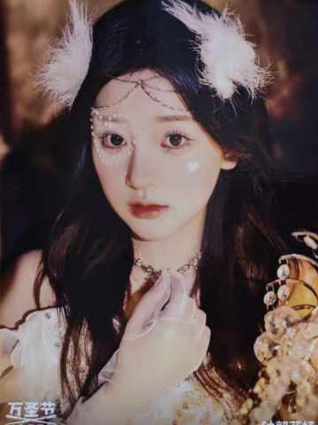 钟郭菲杨《鬼影重重》万圣节主题生写ver.B