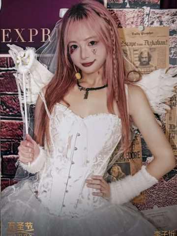 李子忻 万圣节场限生写ver.B