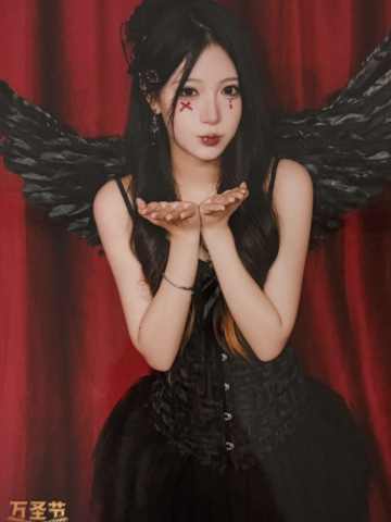 蒋欣洳 万圣节场限生写ver.B