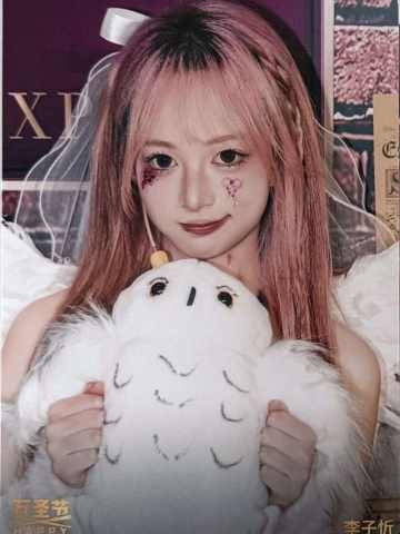 李子忻 万圣节场限生写ver.A