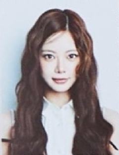 26台历固配证件照 恩