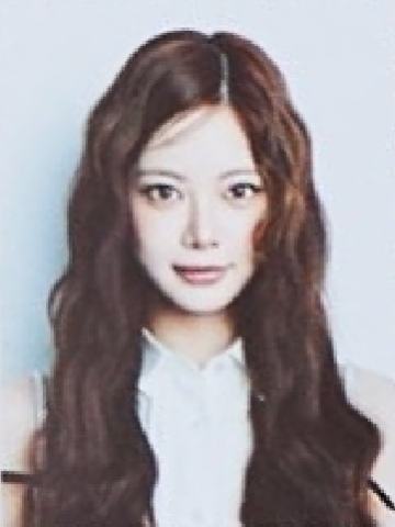 26台历固配证件照 恩