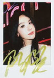 wonderland杂志拍立得A版