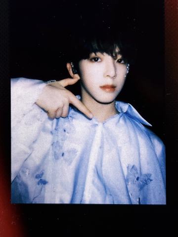 肆意少年见面会单人款拍立得 浚铭ver.B