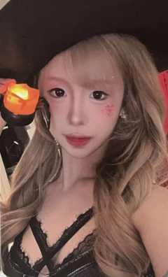 梁娇《鬼影重重》万圣节主题小卡