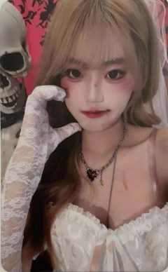 康楚翊《鬼影重重》万圣节主题小卡