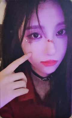 金莹玥《鬼影重重》万圣节主题小卡