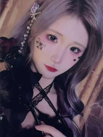 金泓言《鬼影重重》万圣节主题小卡