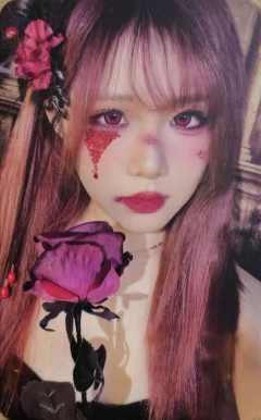 陈俞希《鬼影重重》万圣节主题小卡