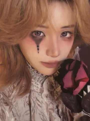 黄紫怡《鬼影重重》万圣节主题小卡