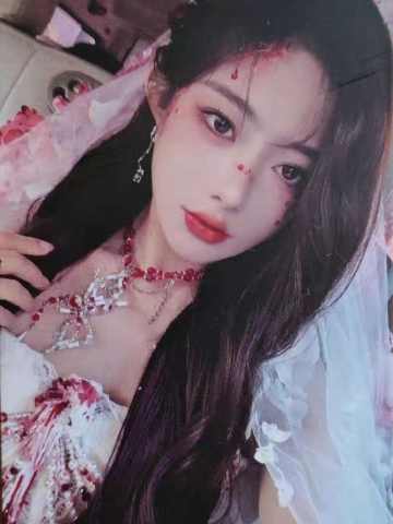 胡晓慧《鬼影重重》万圣节主题小卡