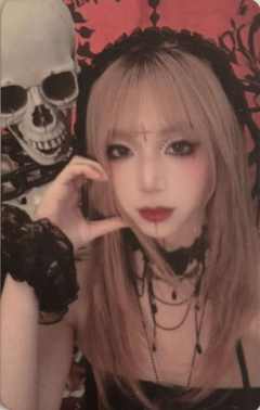 龚晨美《鬼影重重》万圣节主题小卡