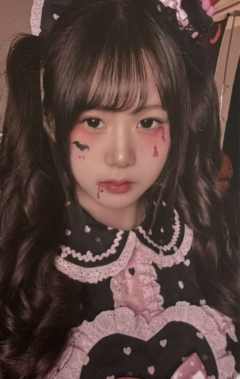 曾雪婷《鬼影重重》万圣节主题小卡