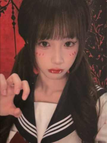 林家谊《鬼影重重》万圣节主题小卡