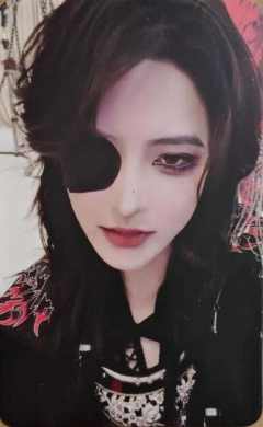 唐程成《鬼影重重》万圣节主题小卡