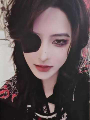 唐程成《鬼影重重》万圣节主题小卡