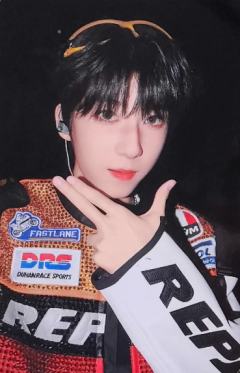 肆意少年见面会单人款小卡 博文ver.B