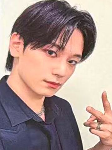 yzy上海中签卡 演