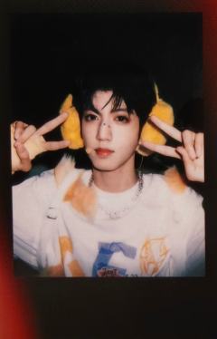 肆意少年见面会单人款拍立得 桂源ver.A