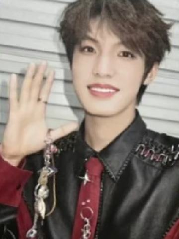 one有引力团款小卡 禹