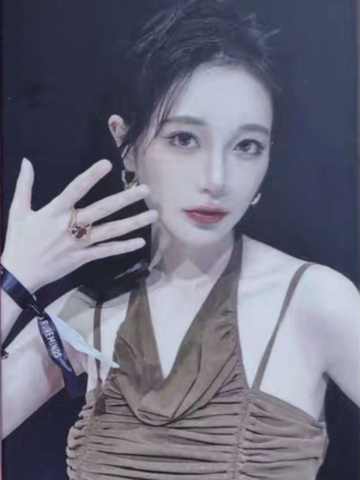 刘增艳 上海时装周小卡ver.B