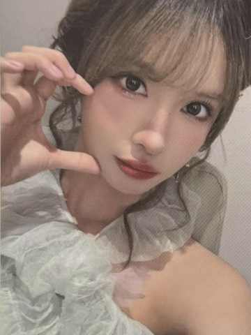 杨冰怡 上海时装周小卡ver.A