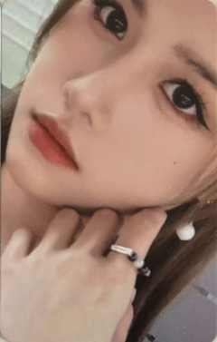 朱怡欣 上海时装周小卡ver.C