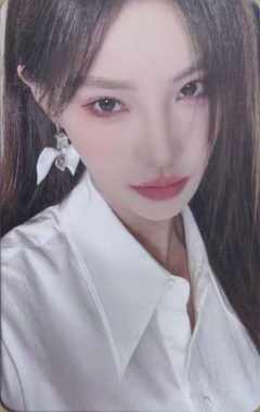 由淼 上海时装周小卡ver.B