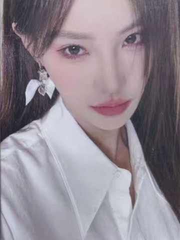 由淼 上海时装周小卡ver.B