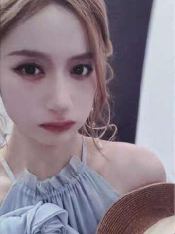 蒋舒婷 上海时装周小卡ver.A