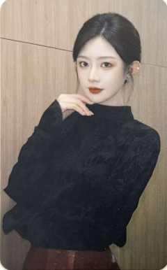 胡晓慧 上海时装周小卡ver.C