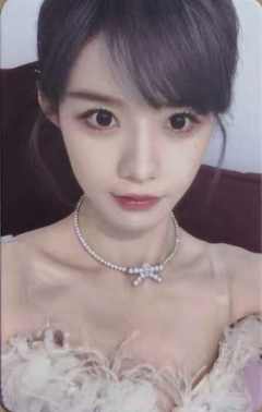 柏欣妤 上海时装周小卡ver.C