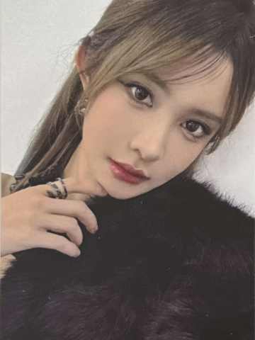 杨冰怡 上海时装周小卡ver.D