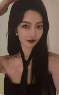 青钰雯 上海时装周小卡ver.A