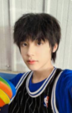 子宸 突围R卡 ver.B