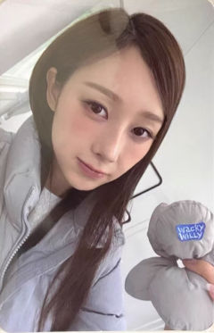 wacky willy代言卡 梨