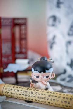 墨染云间-资料图