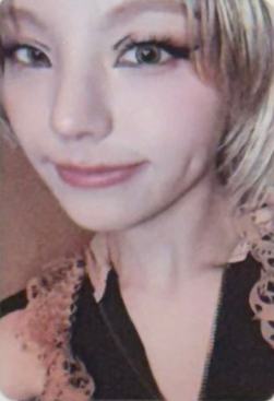 特别版预售礼 志 ver.A