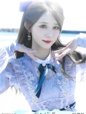 林佳怡 金色海岸TOP32月别生写ver.B