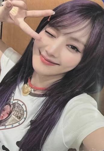 爱豆驿站幸运卡2.0妮 ver.A