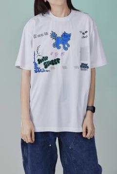 How Sweet T恤 欣-资料图