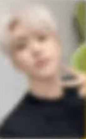 暴力熊联名卡 荣