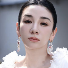 黄奕
