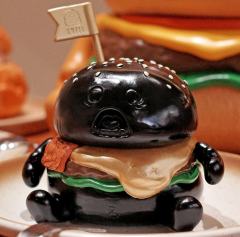 黑金饱饱
