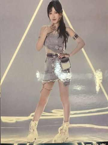 王思奕 八周年特别公演生写 ver.D